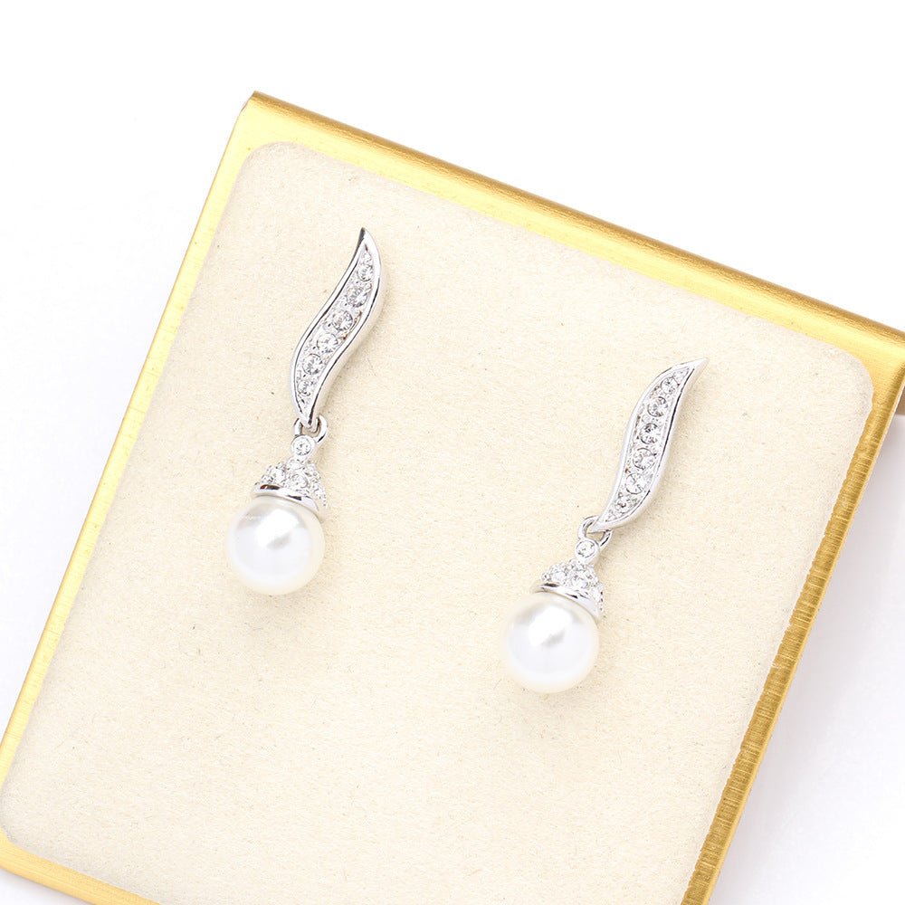 Classic Elegant Graceful Gold-plated Two-color Artificial Pearl Earrings