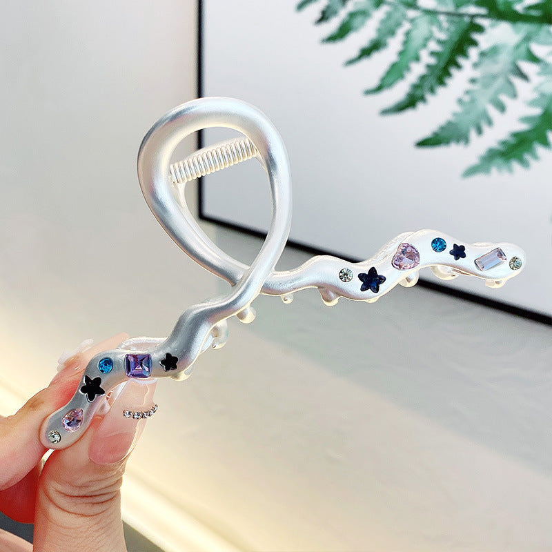 Women's Fashion Temperament Large Shark Clip